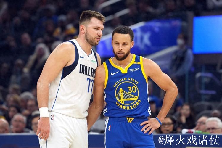 东契奇45+11+13库里空砍26+10 独行侠力克勇士